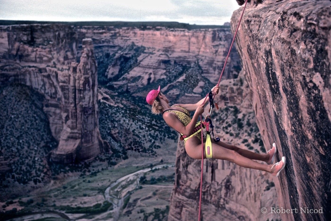 Escalade — Evelyne Hébert, descente dans le canyon de Chelly, Arizona 1988