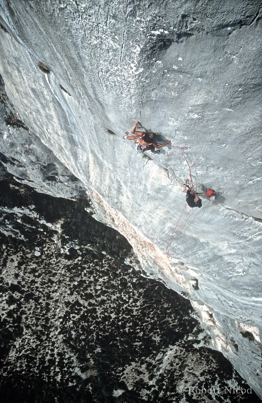 Escalade — Catherine Destivelle et Lothar Mauch, L'immense vide de la paroi de l'Escalès, Verdon 1985