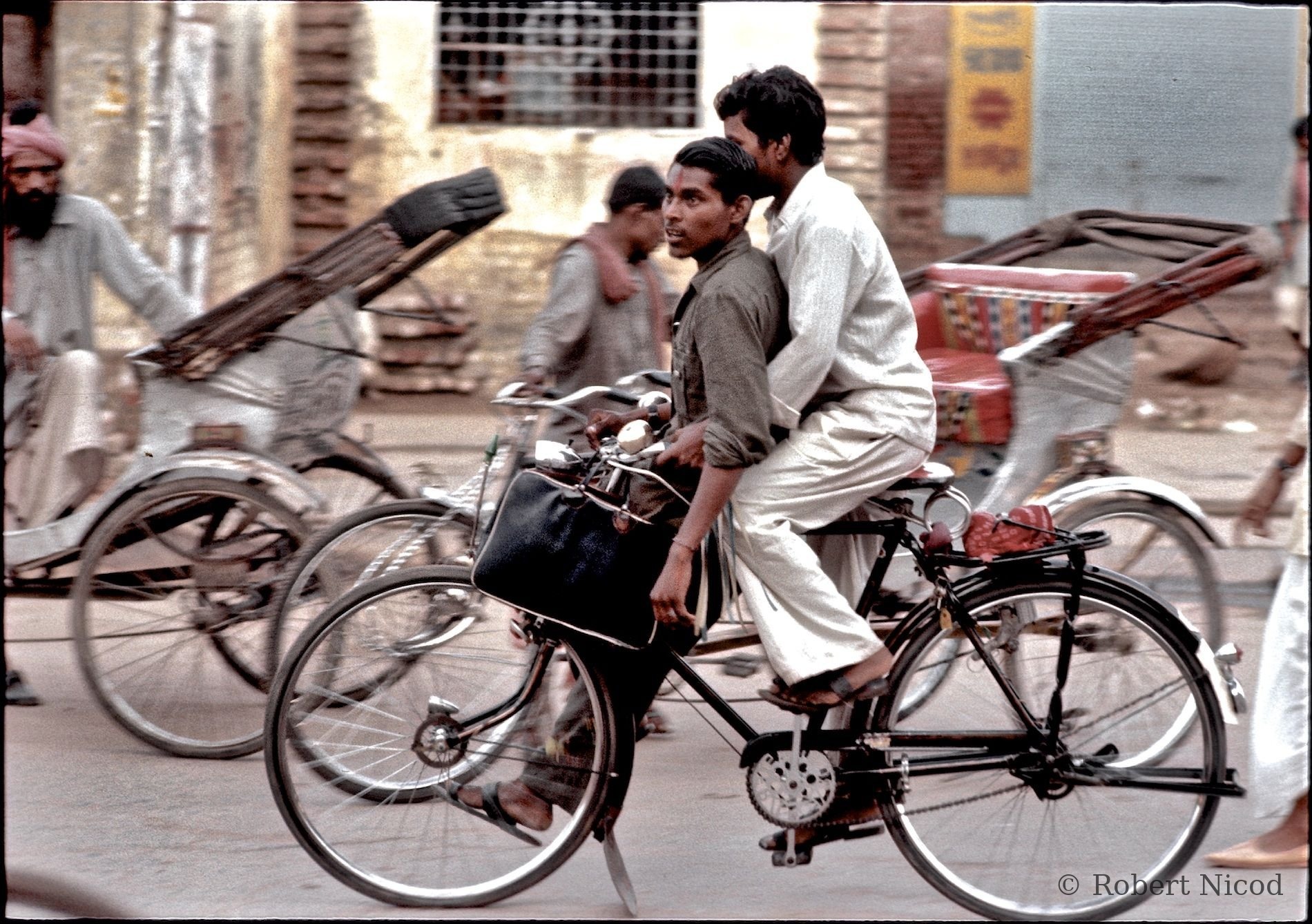 Reportage Inde 1977 — Proximité amicale, Delhi 1977