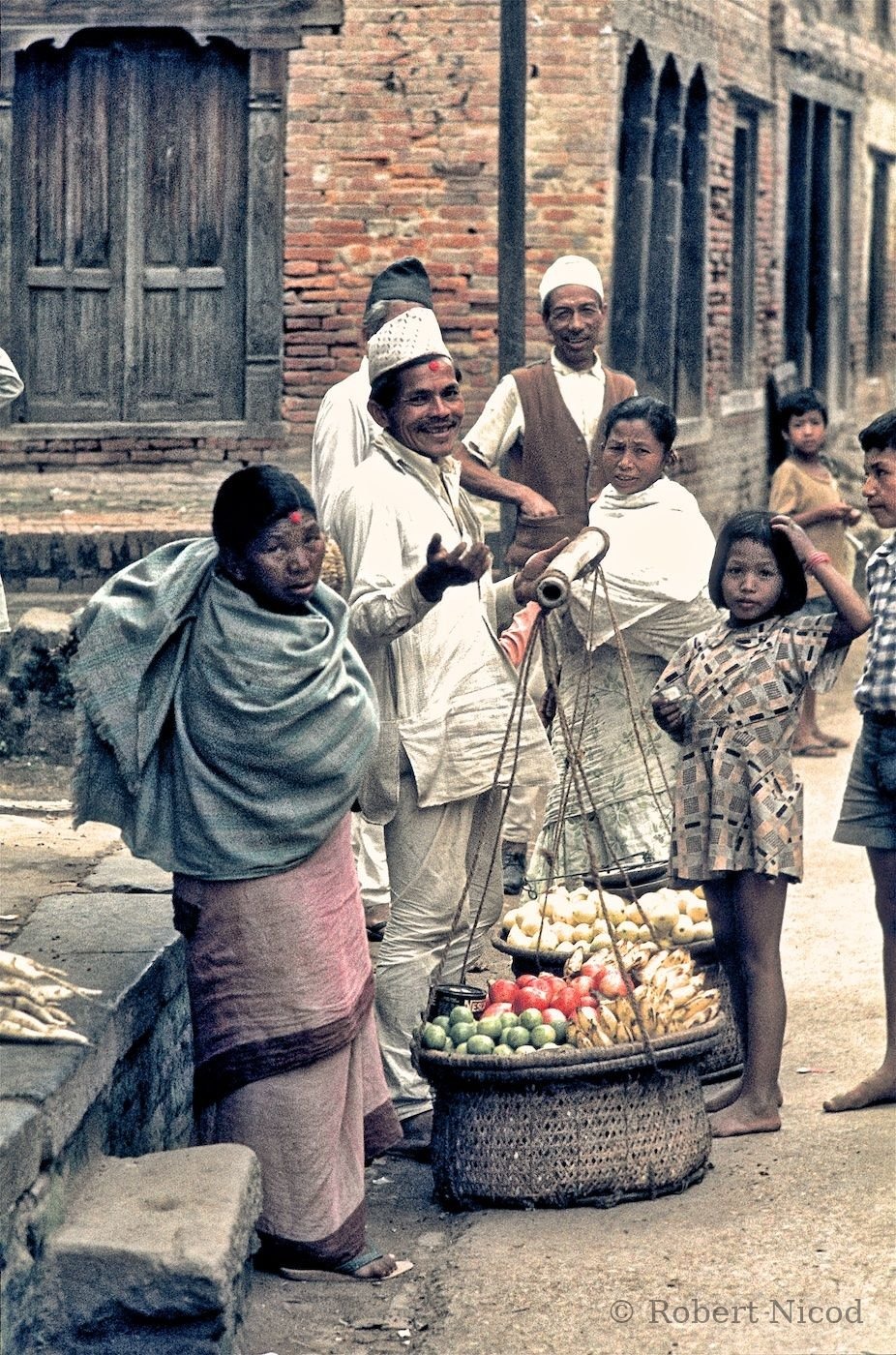 Nepal 1977 — Nearly 70 kg of fruit, with a smile, Kathmandu 1977