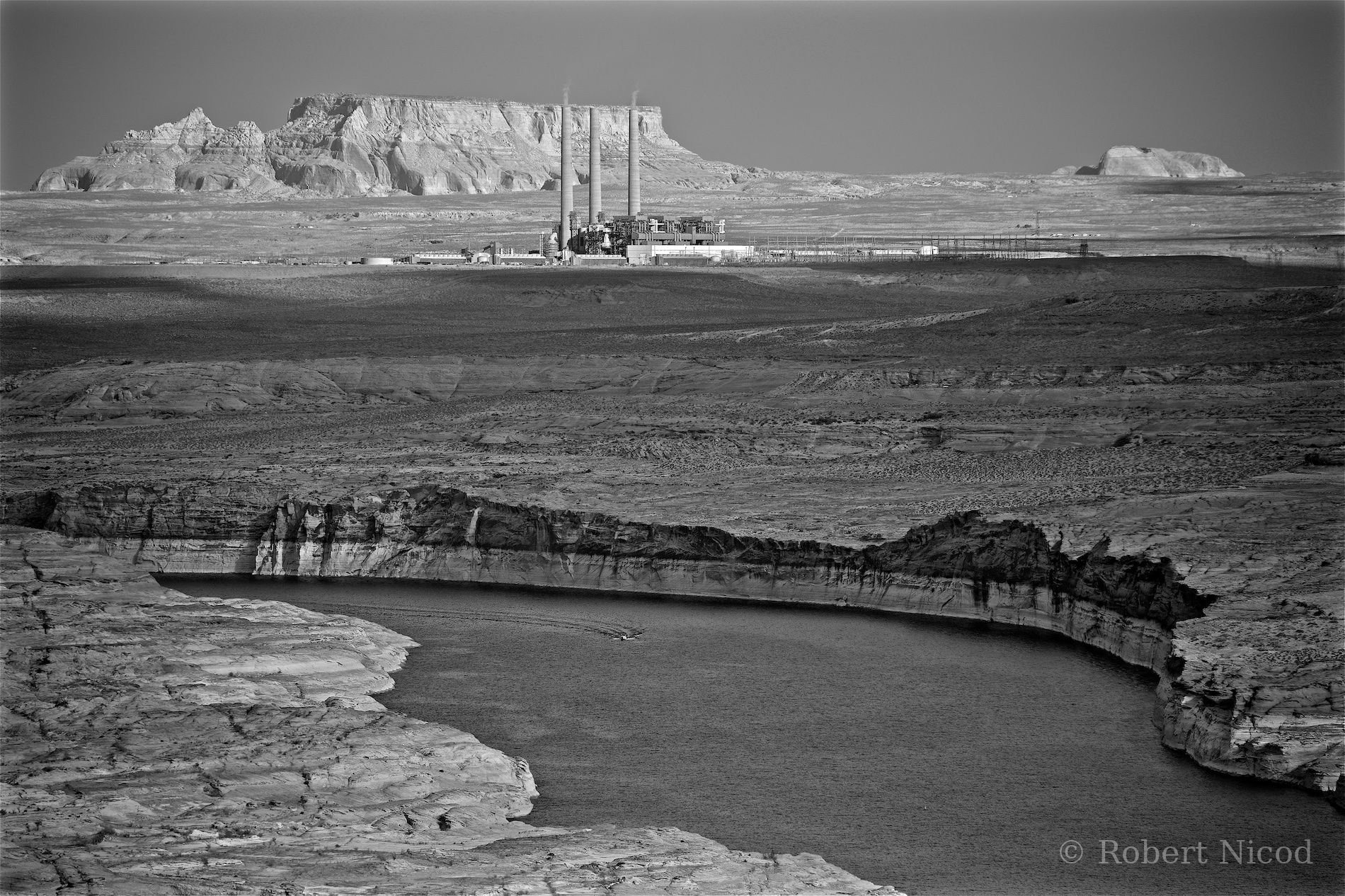 Tourists in the West — Coal power plant, Lake Powell, Arizona